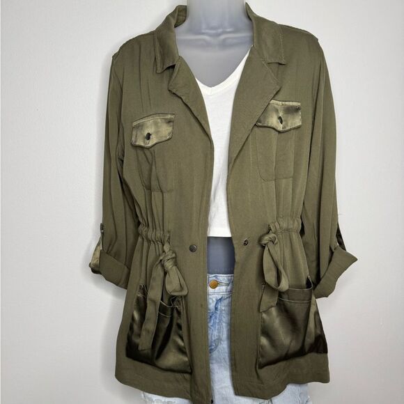 Apt. 9 Solid Roll-Tab Utility Jacket Olive Green. Size Small - Picture 3 of 10